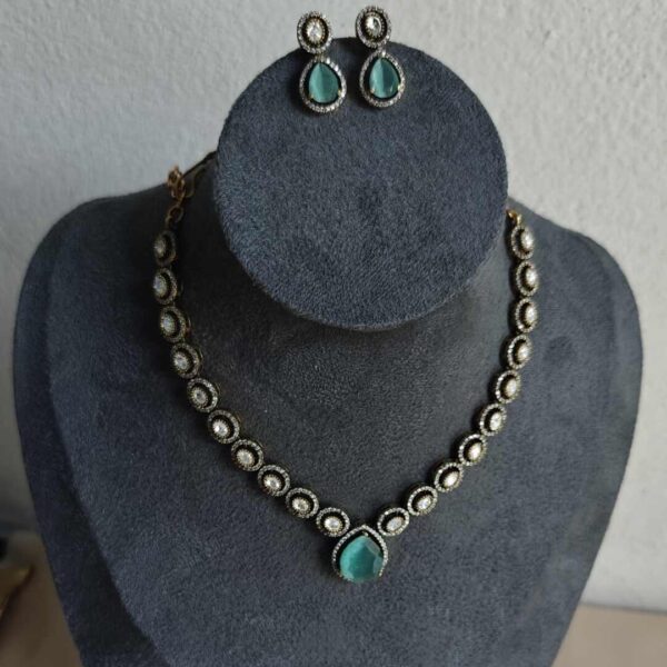 Victorian Mint Green Necklace Set