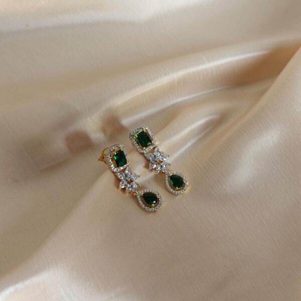 Emerald & Diamond Necklace Set