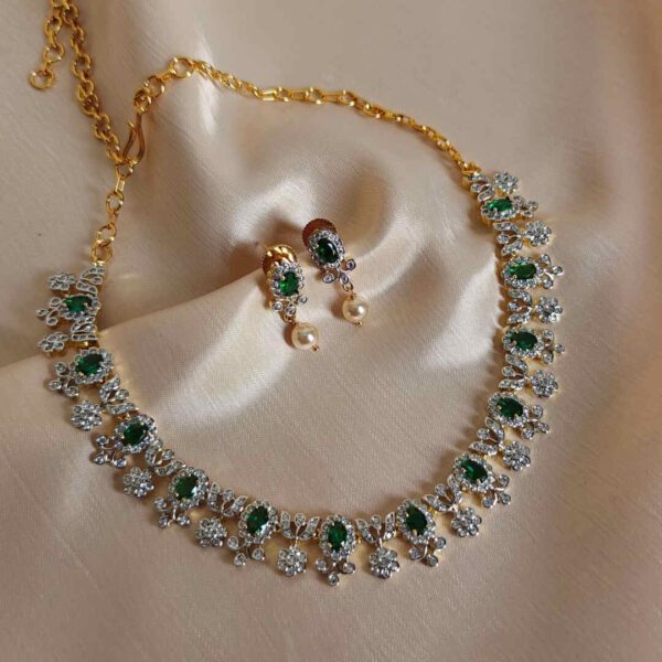 Floral Diamond-Finish Necklace Set
