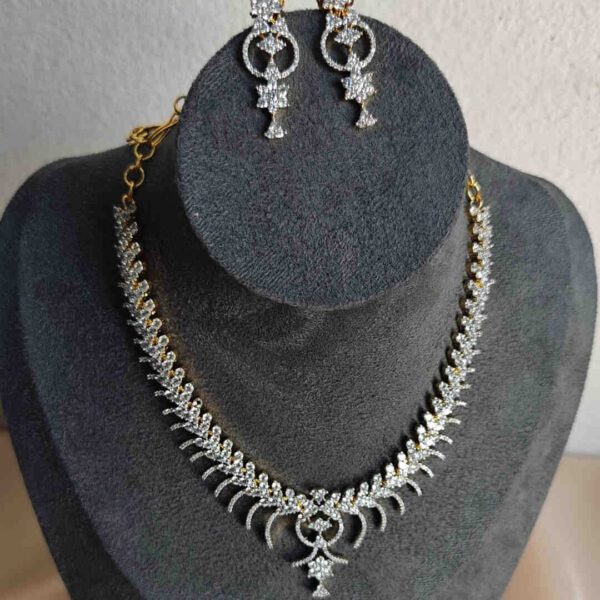 Diamond-Finish Necklace Set with Earrings