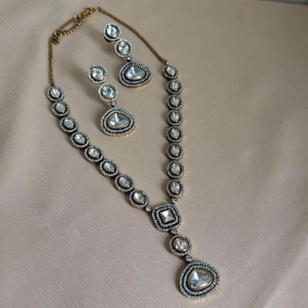 Monzonite Kundan Necklace Set