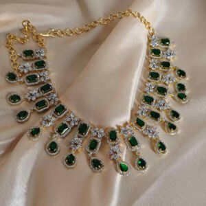 Emerald & Diamond Necklace Set