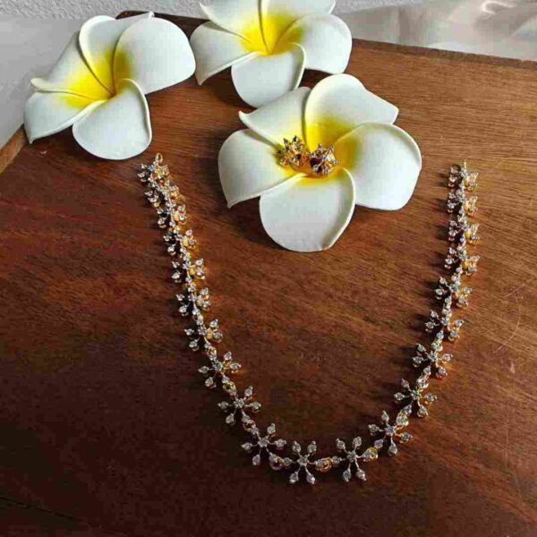 Diamond-Finish Elegant Necklace with Studs