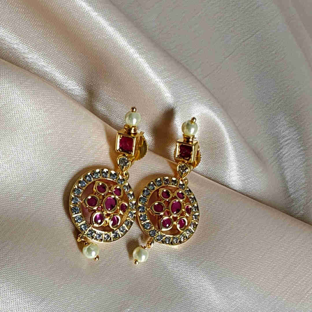 Gold Finishing Bottu Mala Set with Earrings - Image 2